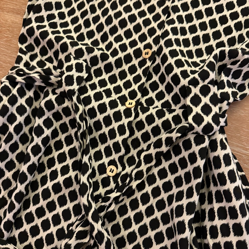 Miou Muse Chic Black and White Patterned Dress - Picture 5 of 11